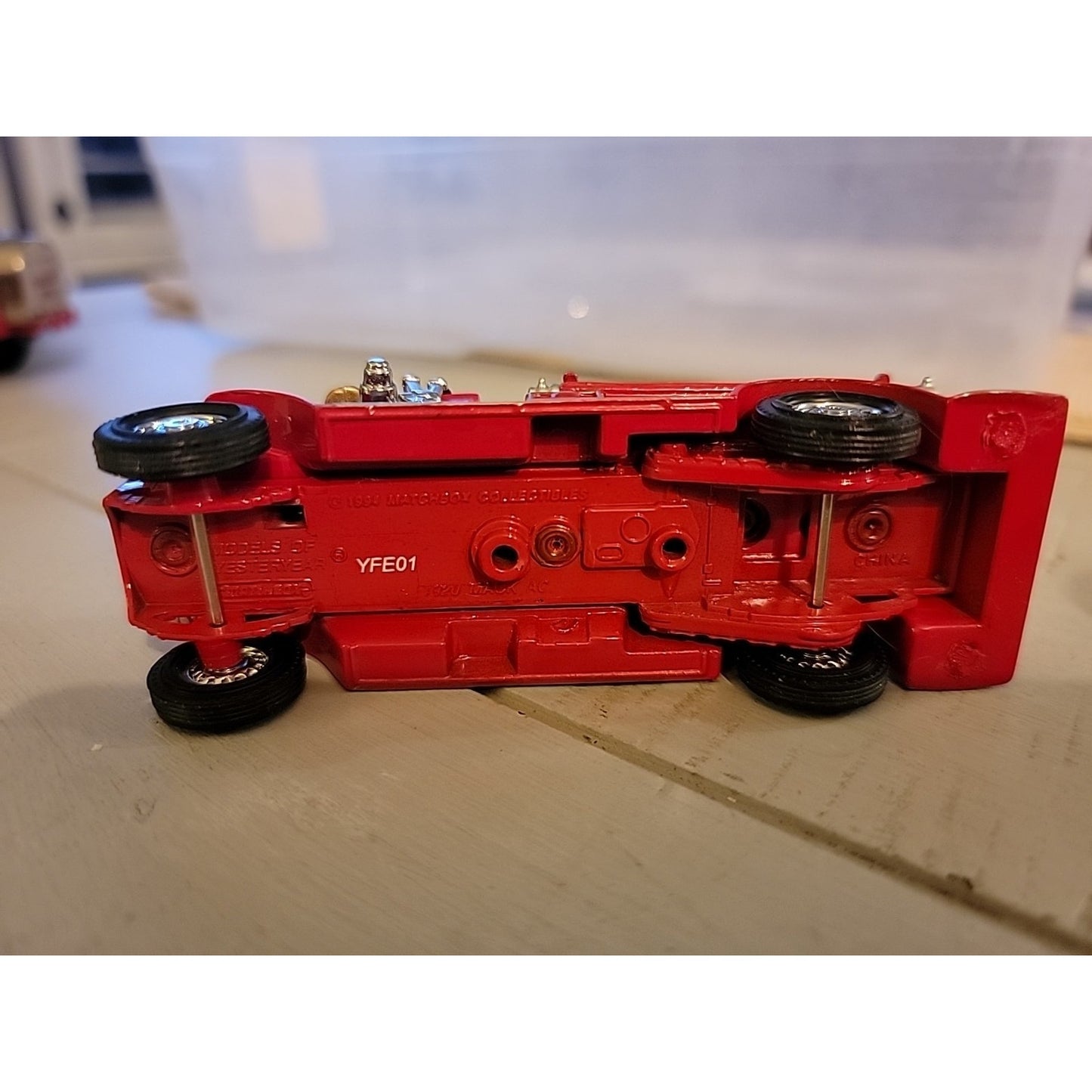 MATCHBOX DIECAST 1920 MACK AC FIRE ENGINE #YFE01
