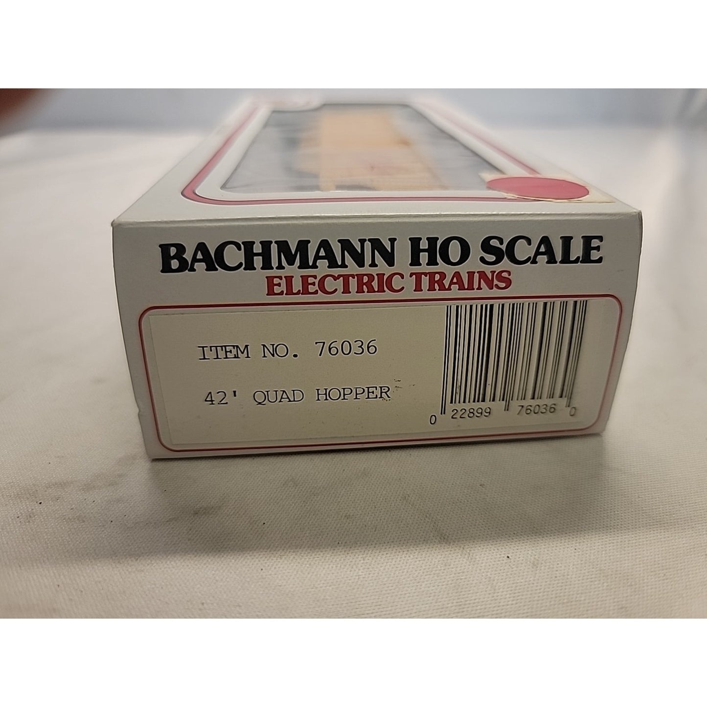 Bachmann HO scale 42’ Quad Hopper 76036 Union Pacific “Be Specific”