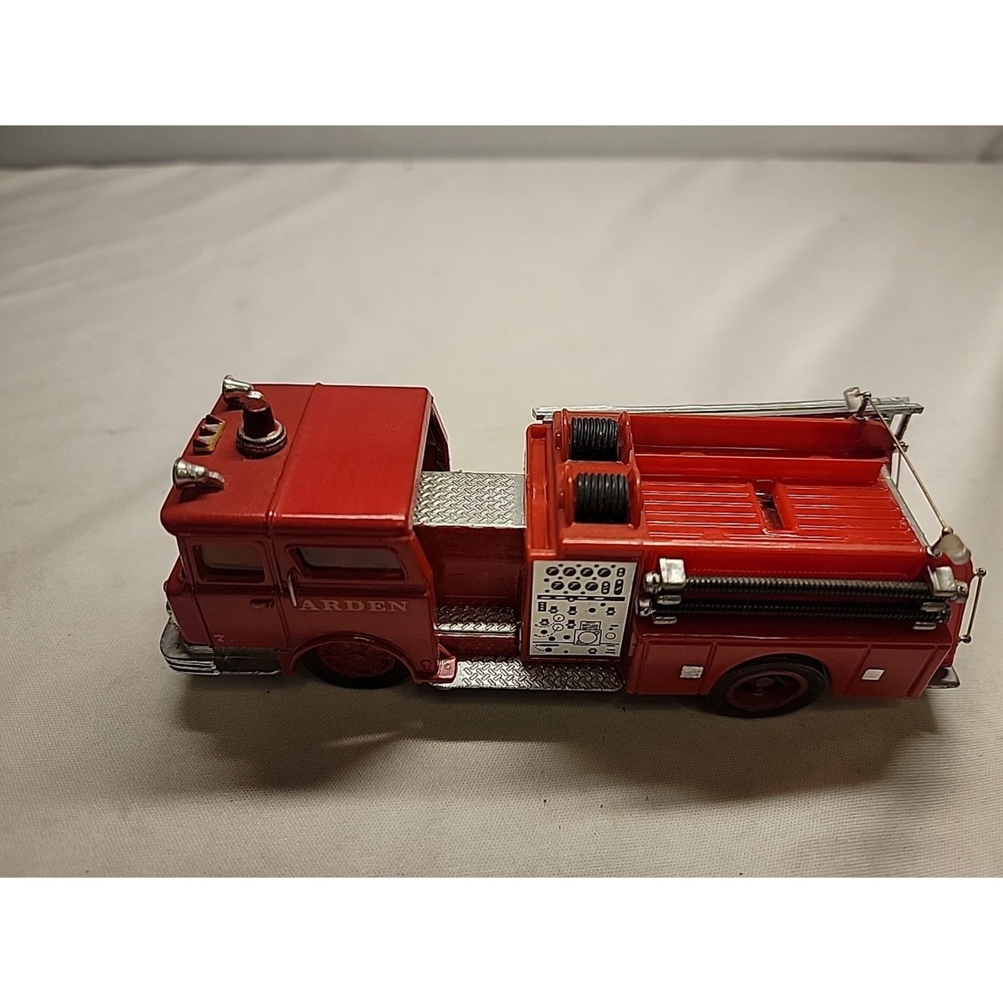 Corgi Mack C.F. Fire Pumper Truck - RED "ARDEN"