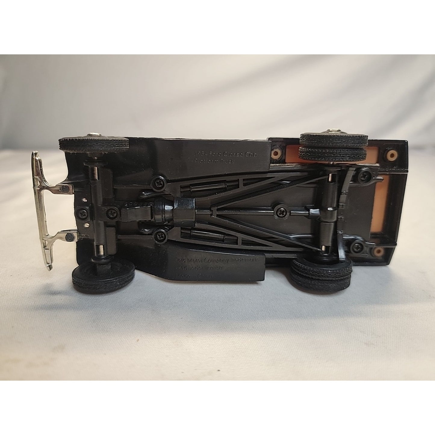 THE NATIONAL MOTORS MUSEUM MOTOR MODEL CARS NEW HAVEN SALVAGE V8