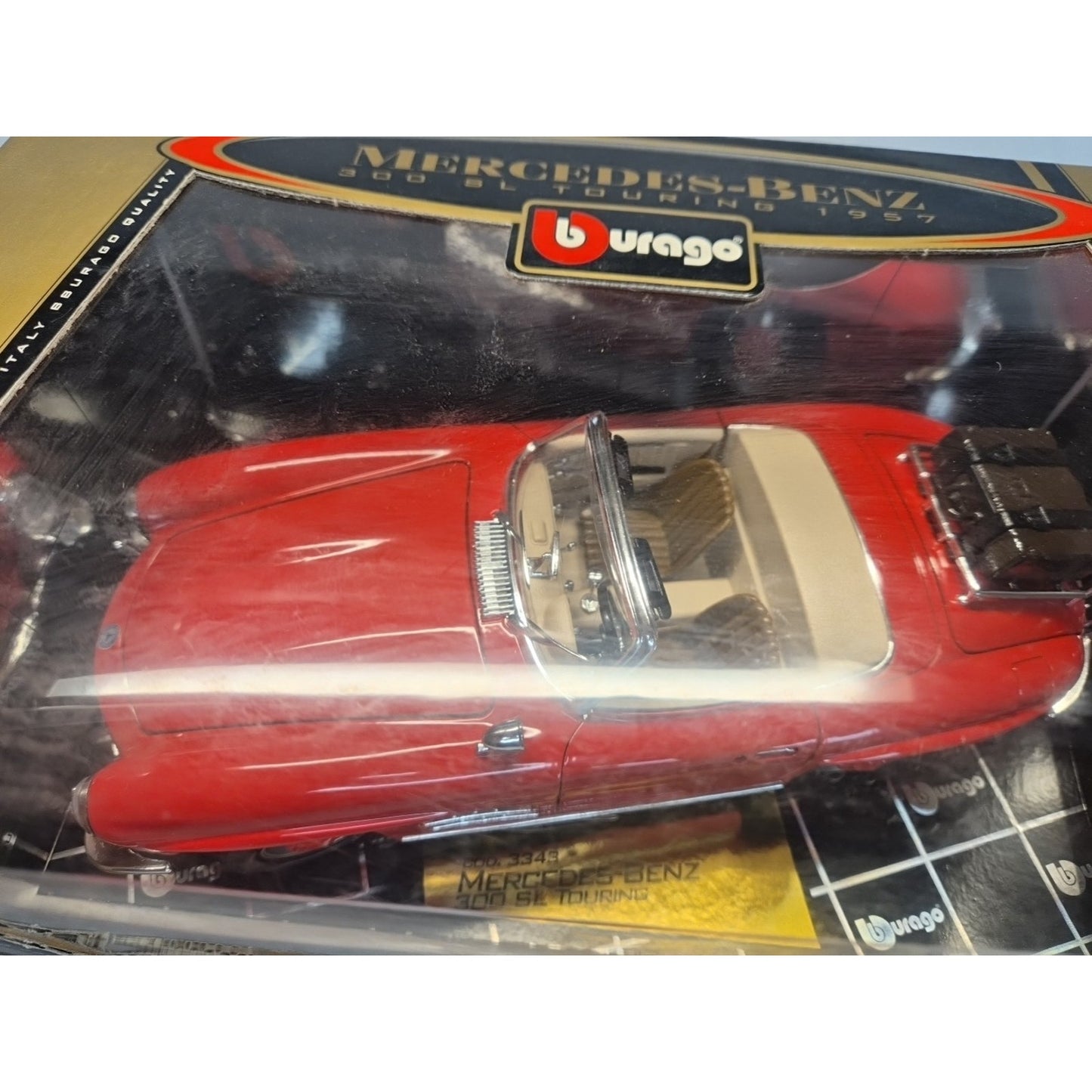 BURAGO MERCEDES BENZ 300SL TOURING 1957 1/18