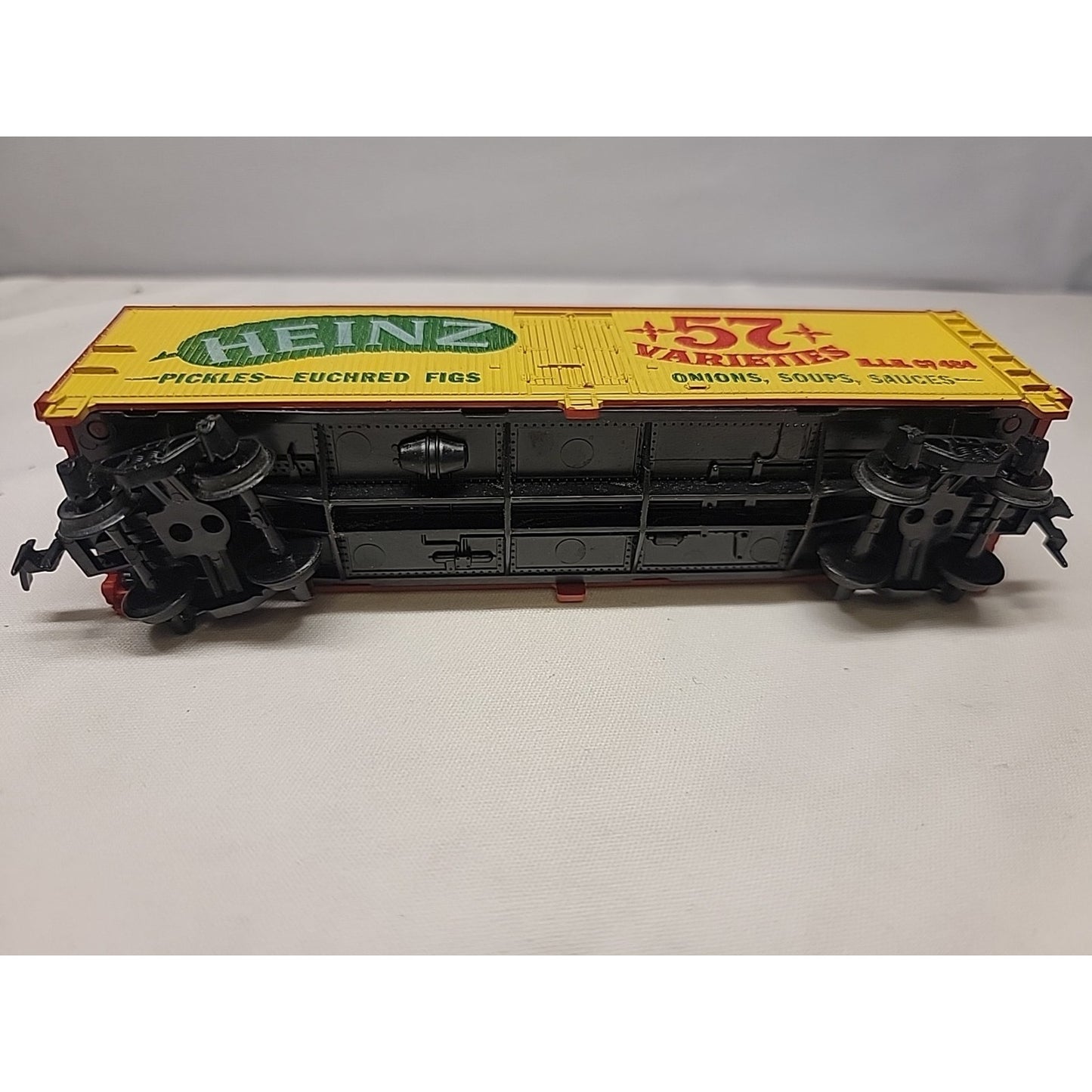 Tyco HEINZ H J H Co 484 Dbl Sheathed 40' Wooden Box Car HO Scale: Used no box
