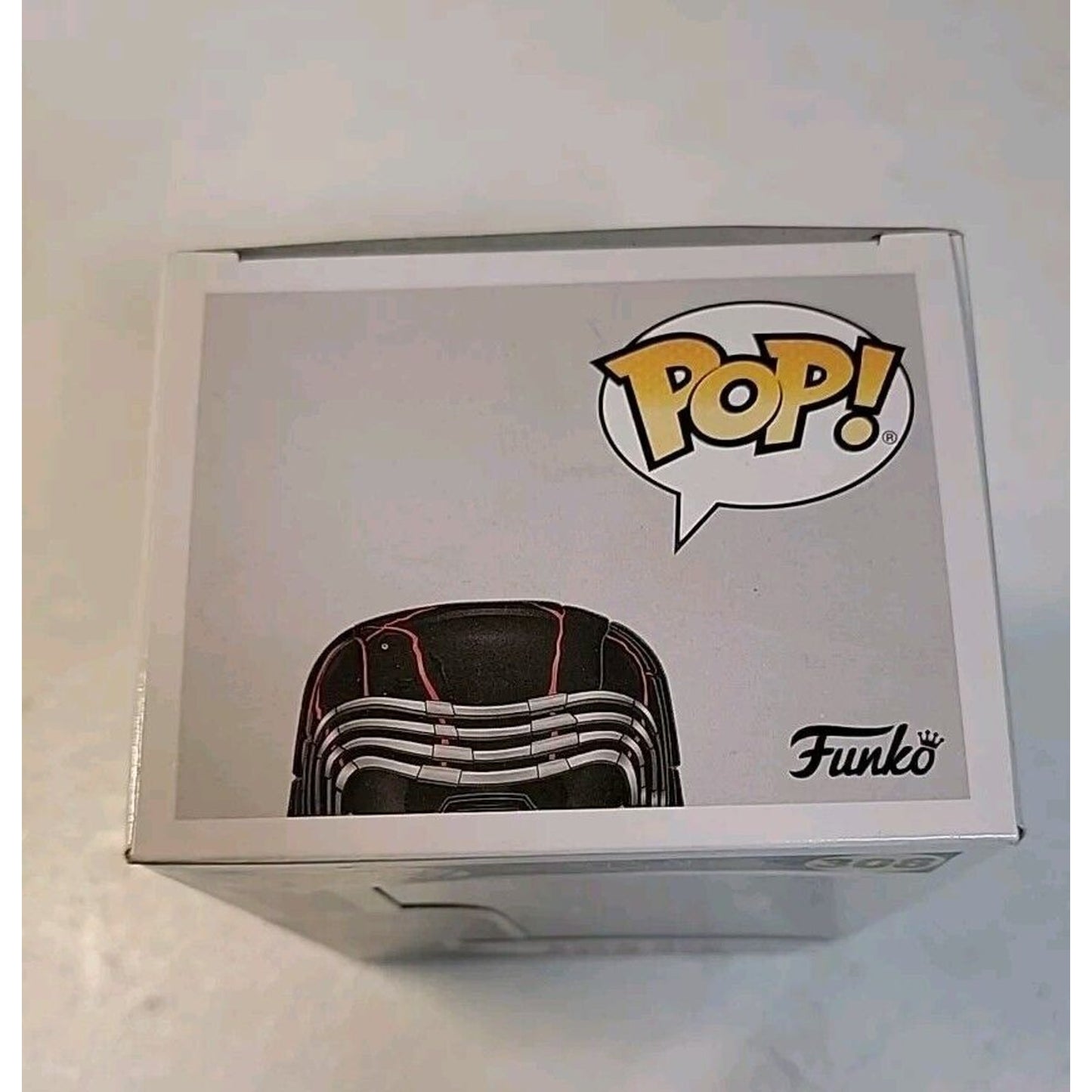FUNKO pop FUNKO POP STAR WARS # 308 KYLO REN SUPREME LEADER GOOD CONDITION