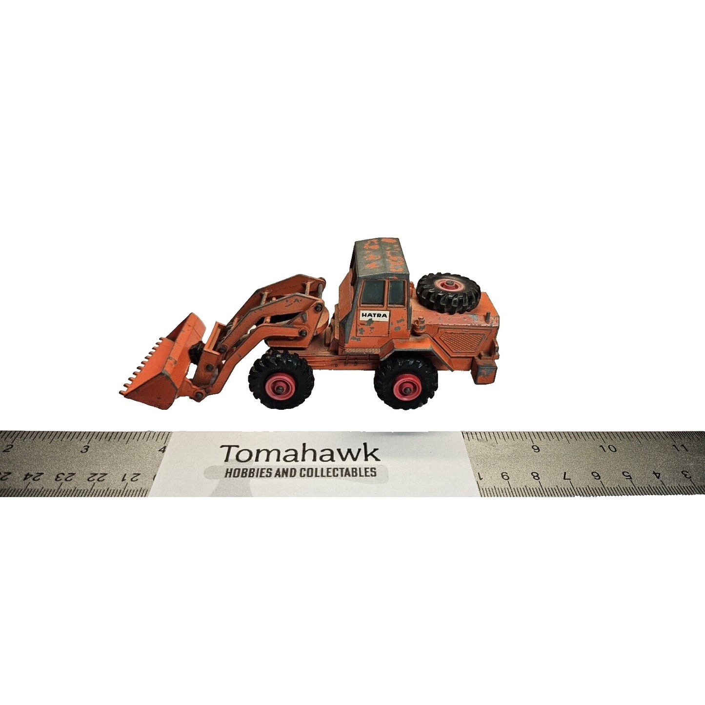"MATCHBOX" K-3 HATRA TRACTOR SHOVEL