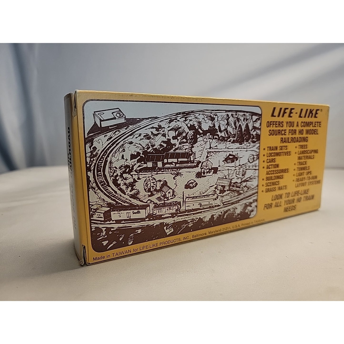 Campbell's Beans LIFE-LIKE 8498 HO Edition Train Cement Hopper Car