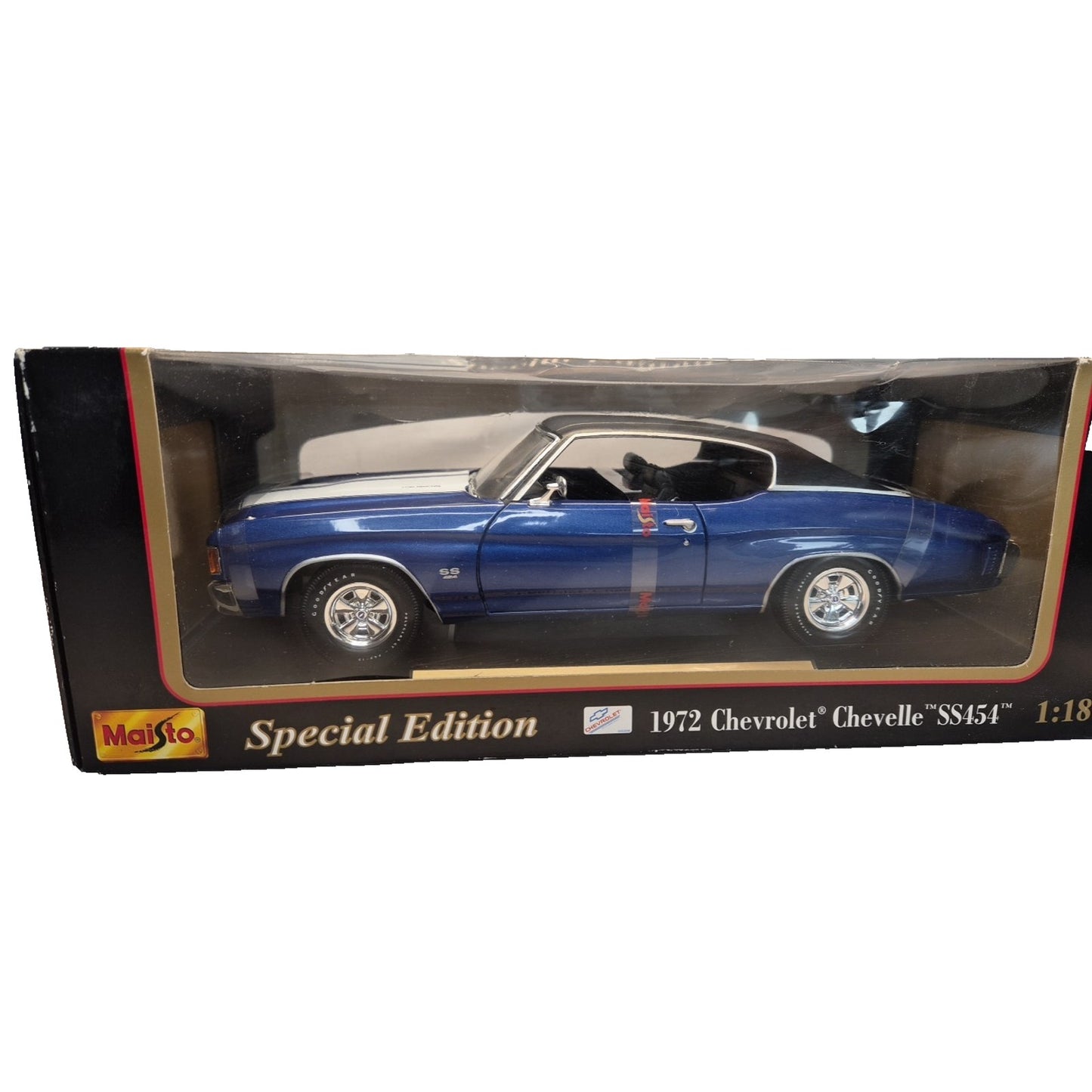 Maisto 31886 1/18 1972 Chevrolet Chevelle SS 454 SPECIAL EDITION