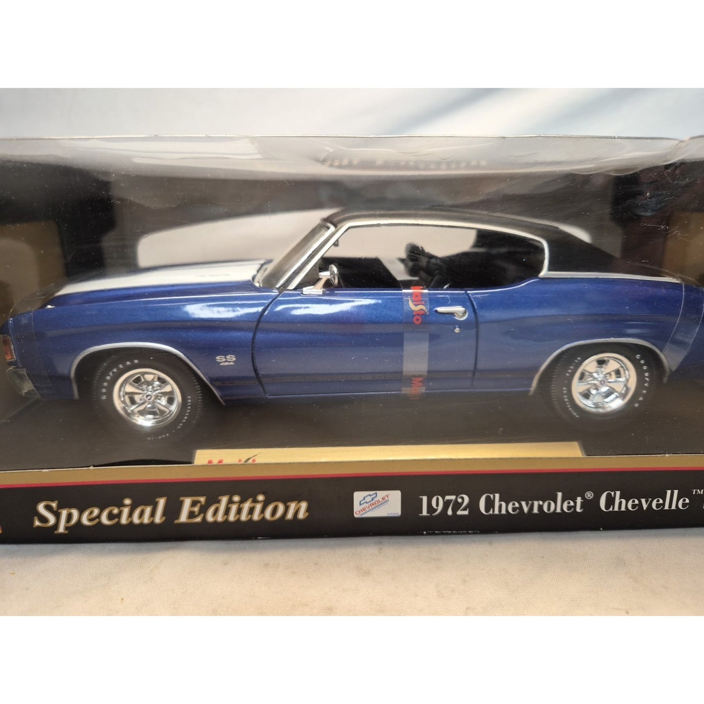 Maisto 31886 1/18 1972 Chevrolet Chevelle SS 454 SPECIAL EDITION
