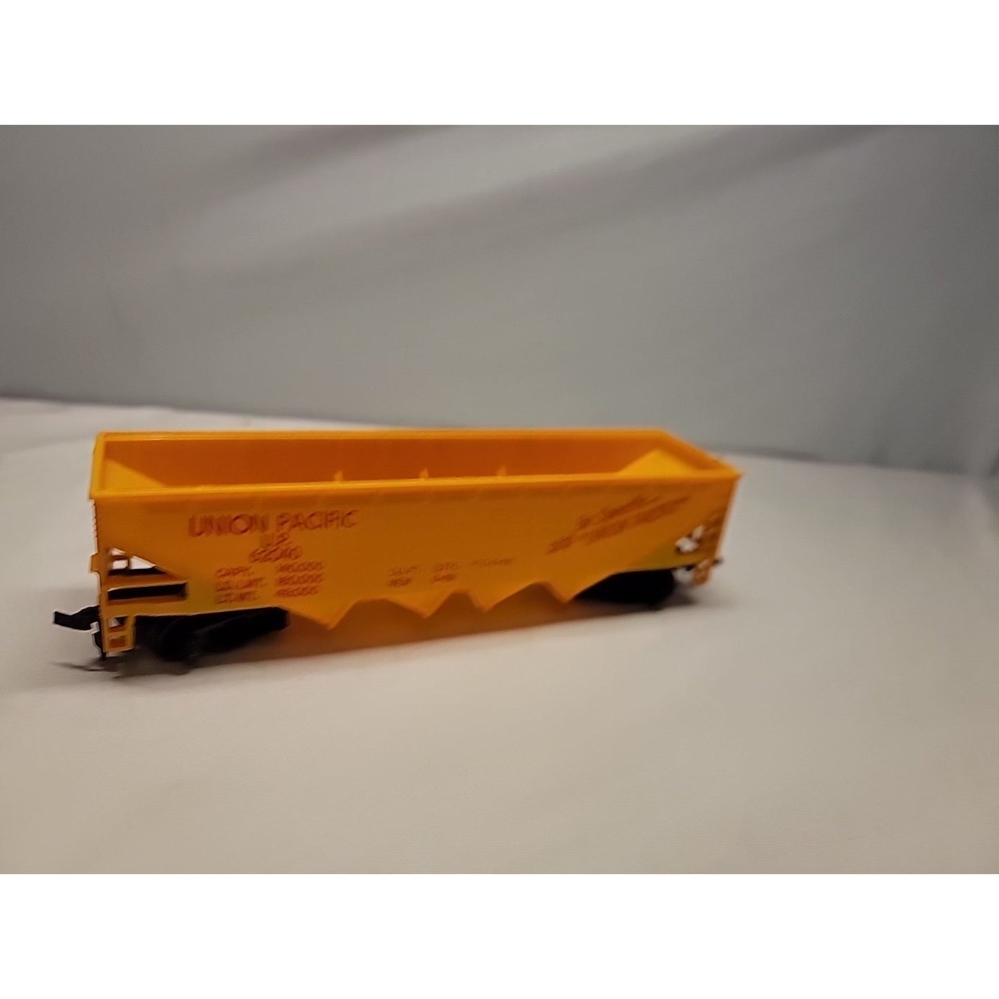 Tyco 4-BaY Hopper Car Non-Operation Union Pacific 344E Train Car HO w/ org BOX