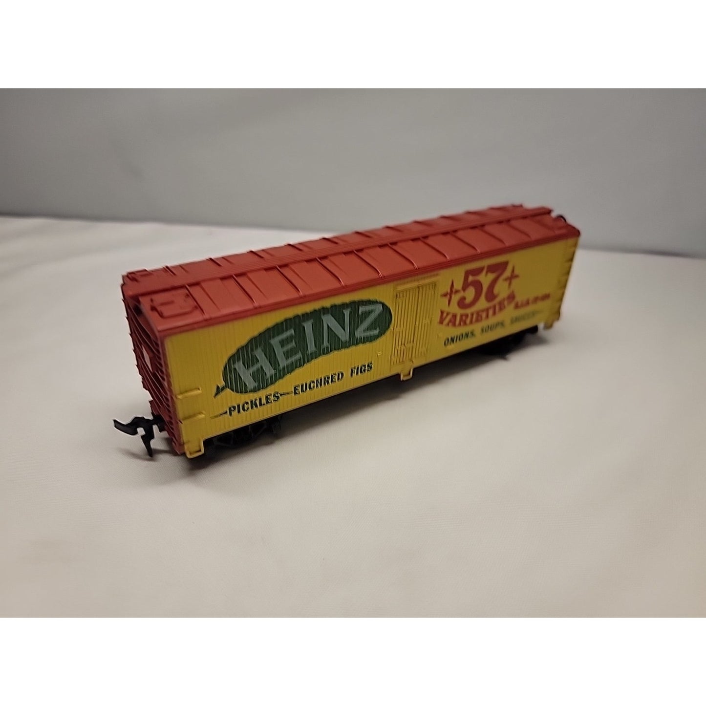 Tyco HEINZ H J H Co 484 Dbl Sheathed 40' Wooden Box Car HO Scale: Used no box