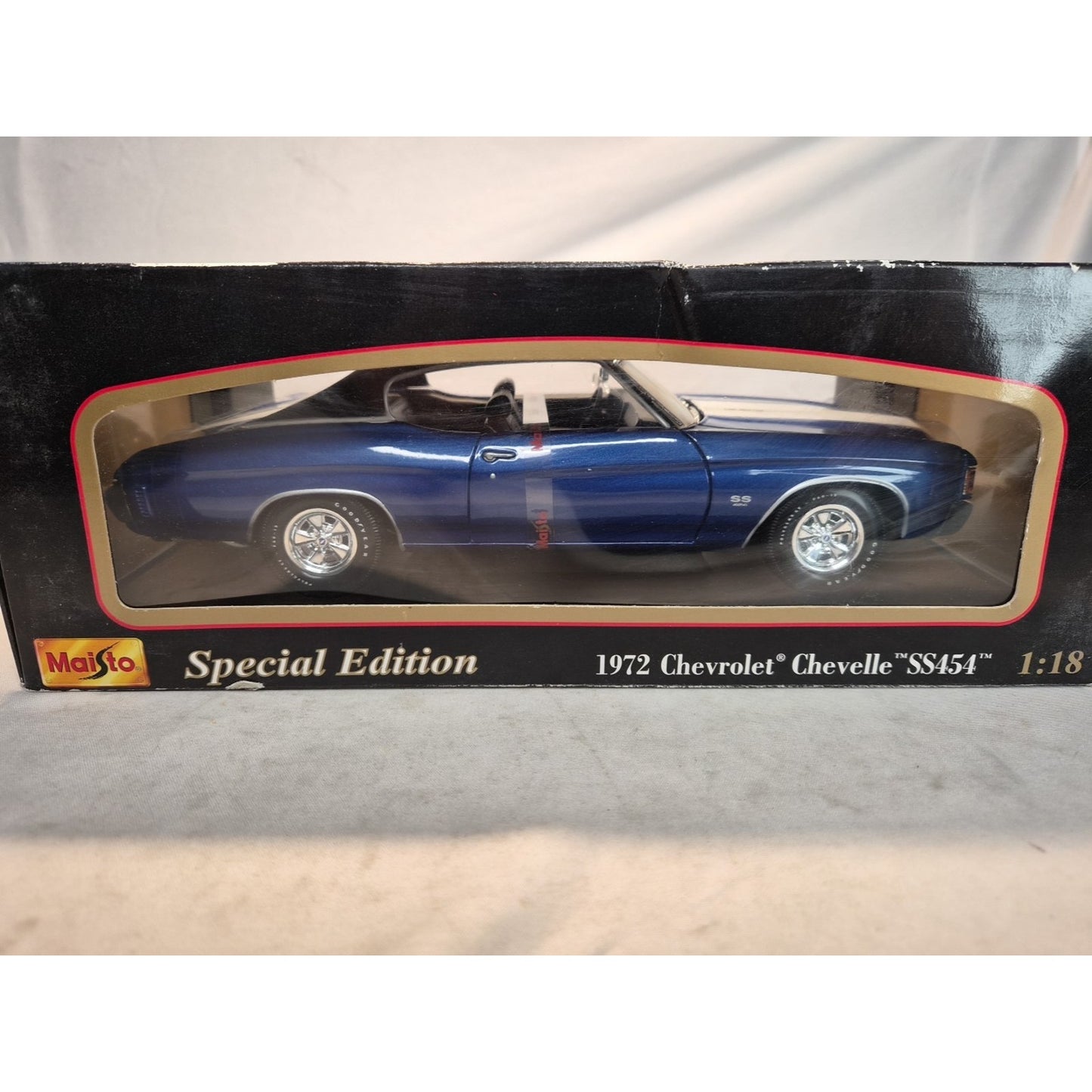 Maisto 31886 1/18 1972 Chevrolet Chevelle SS 454 SPECIAL EDITION