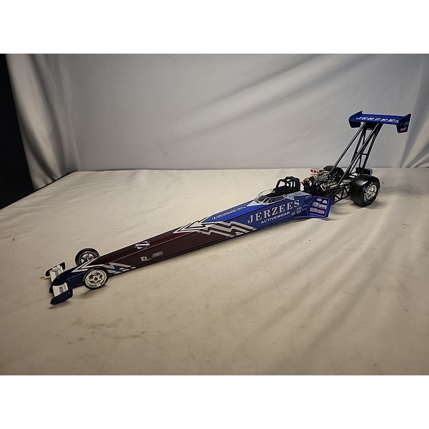 Action Mac Tools Top Fuel Dragster Jerzee's 1:24 Bob Vandergriff Jr 1999 1/5004