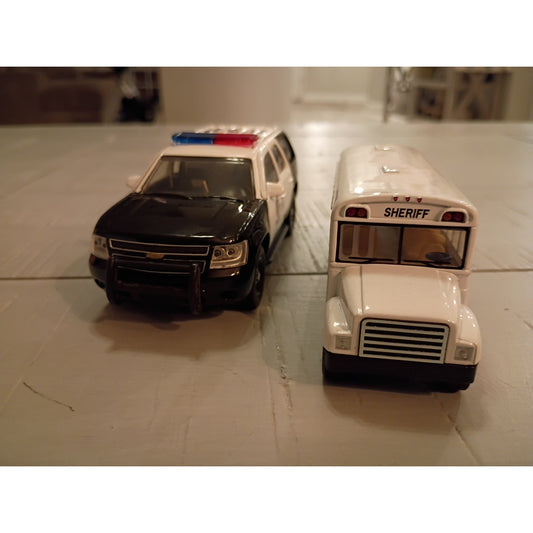 2 Pk Police SUV Crusier And Sheriff Bus. Tomahawk Diecast Starter Pack Display