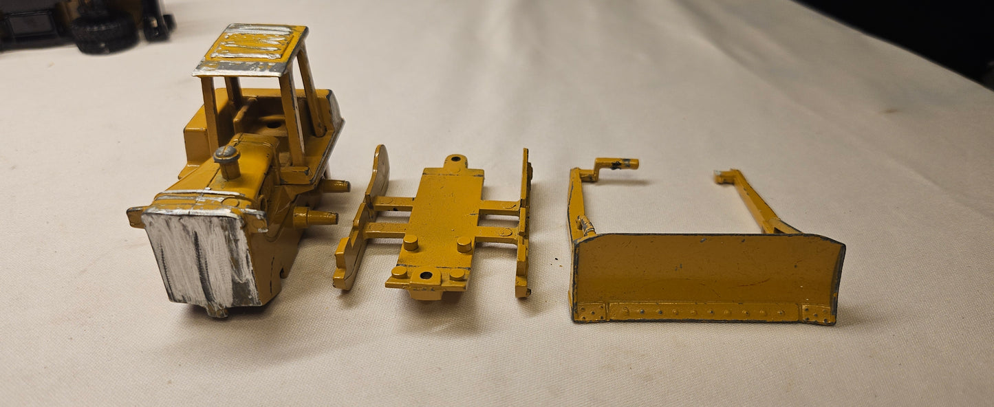 Ertl international dozer TD20