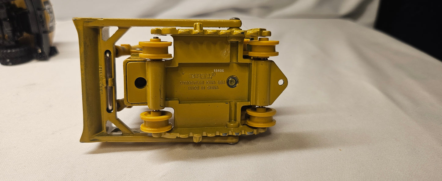 Ertl Dozer D6H