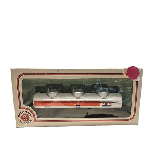HO Bachmann Exxon #1121 3 Dome Tanker Car