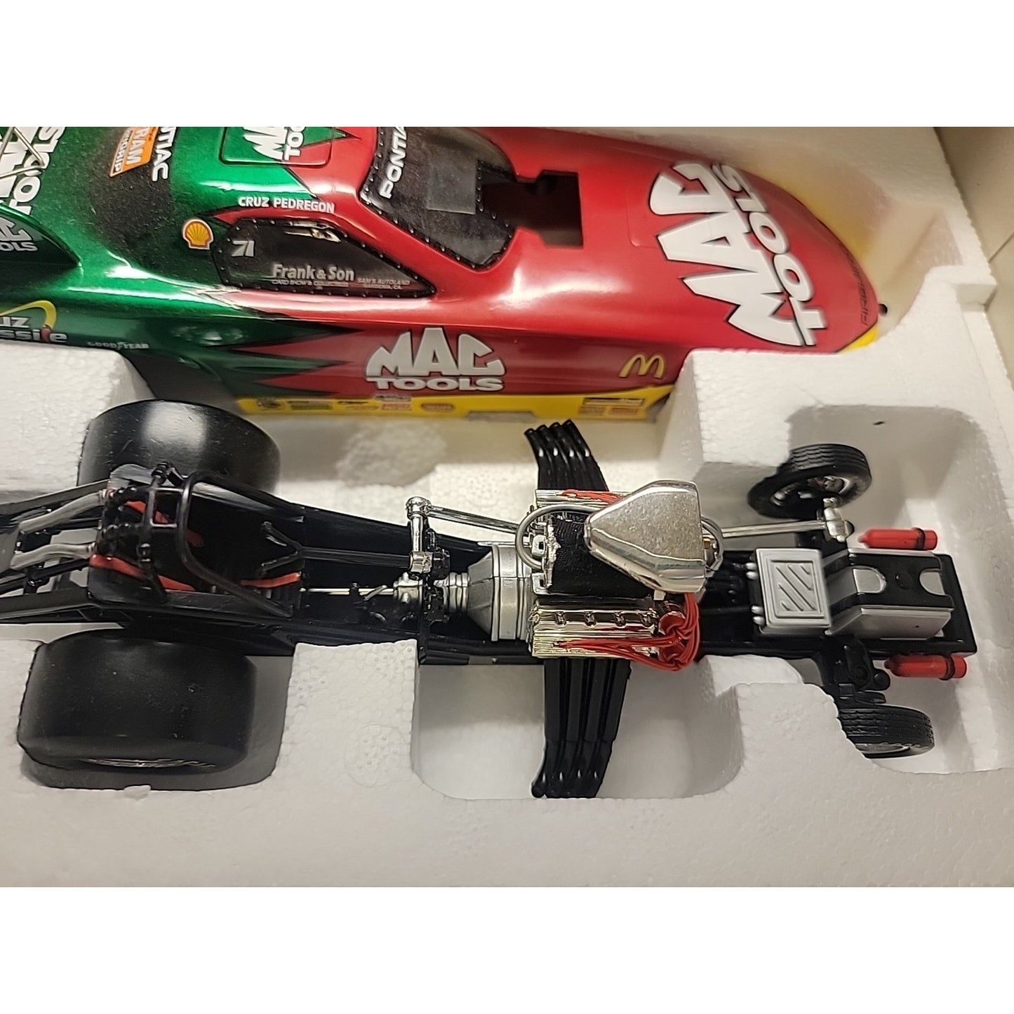 Action NHRA Cruz Pedregon Mac Tools Missile Chili Pepper 2000 Pontiac Funny Car