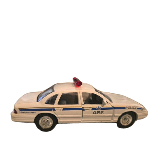 1997 Road Champs O.P.P. Canada Police Ford Crown Vic 1:43 Diecast Loose No Box