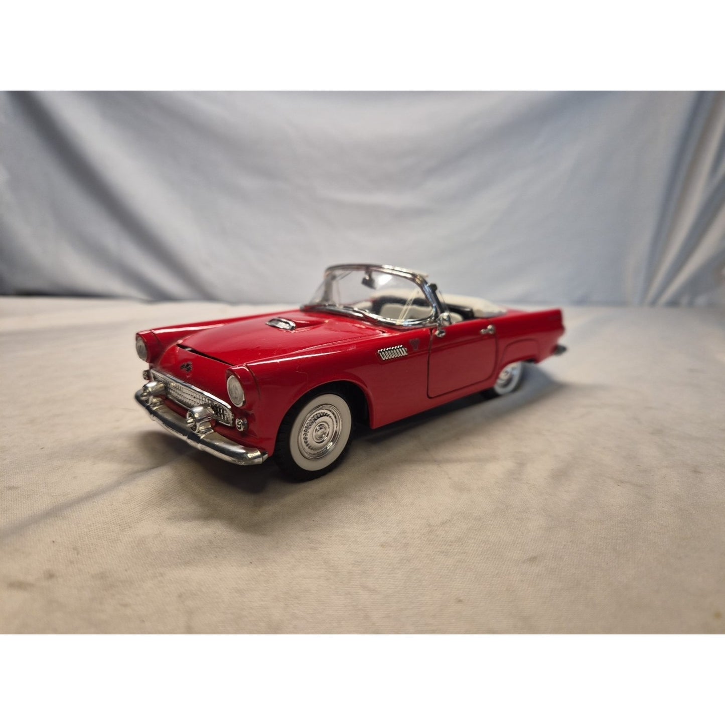 1955 Ford Thunderbird Convertible Car SS 7714 Red 1/24 Scale Diecast