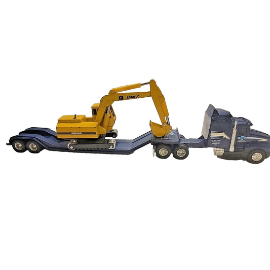 1:64 Ertl Freightliner Midwest Specialized Transportaton . Stock # 9715