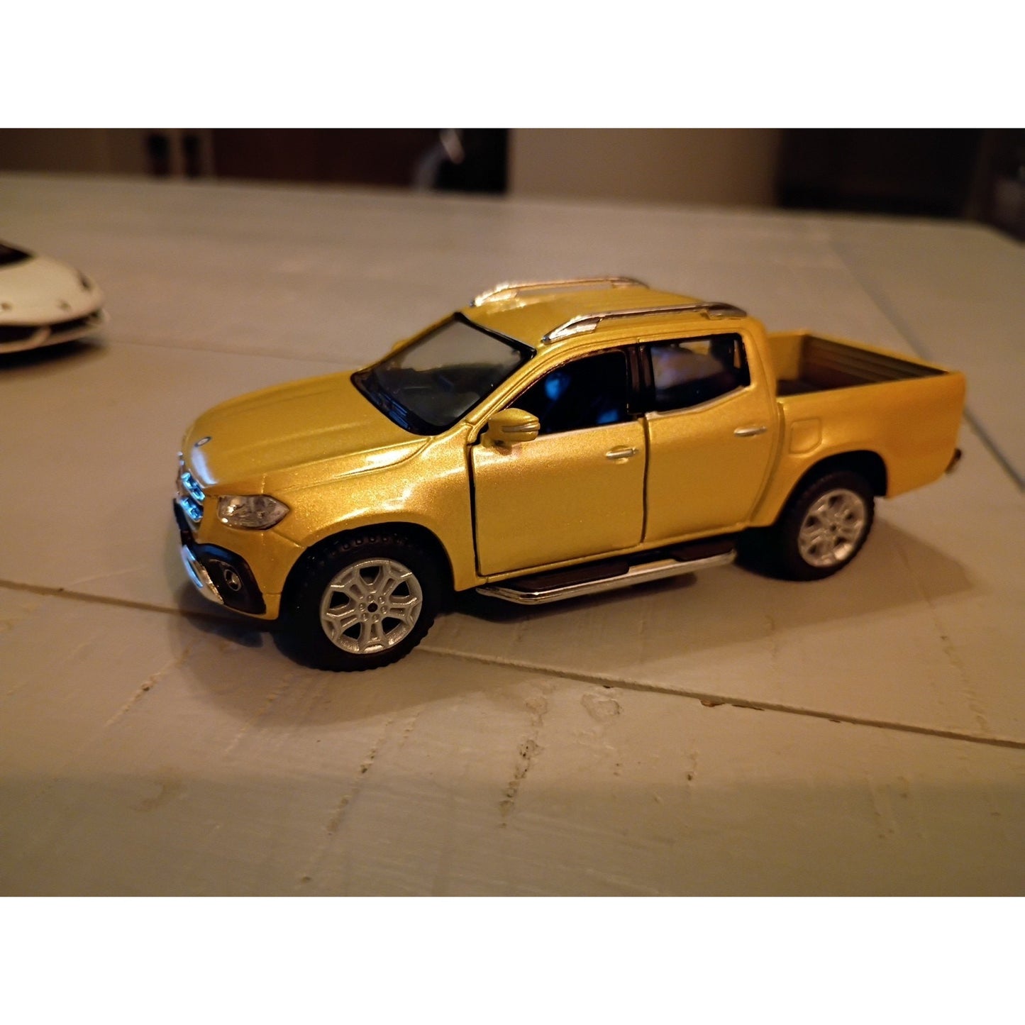 2017 MERCEDES-BENZ X-CLASS DOUBLE CAB PICKUP KINSMART 1/42