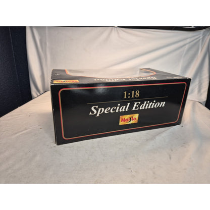 Maisto Special Edition 2000 Chevy SSR Concept Car Diecast Blue 1:18 31612