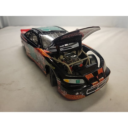 ACTION BOBBY LABONTE "SMALL SOLDIERS" PONTAIC 1:24 SCALE