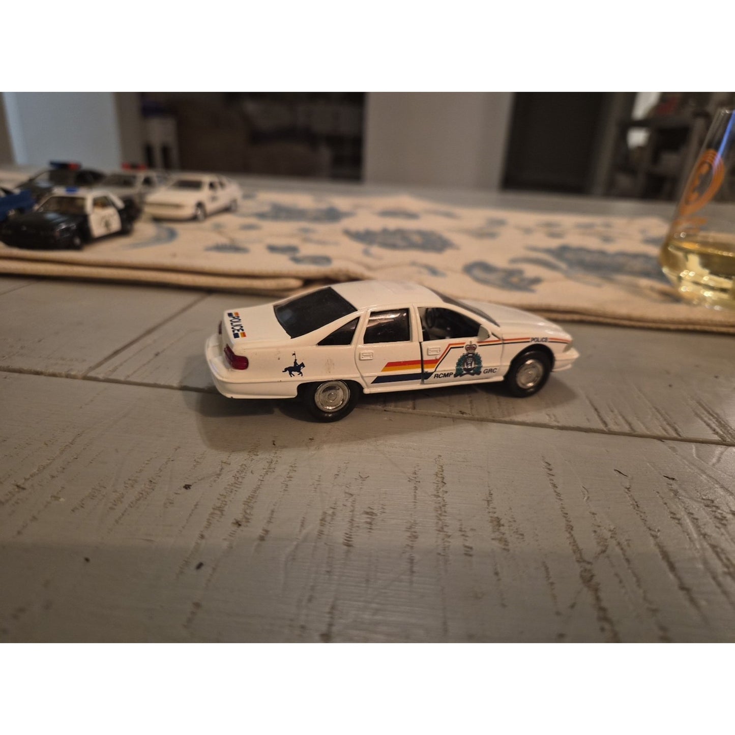 Road Champs RCMP GRC Chevrolet Caprice 1/43 Loose