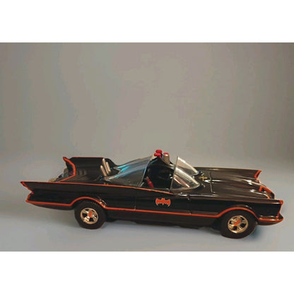 Jada Toys DC Comics 1:32 Batmobile 1989 & 66 Diecast And Metal Figurine