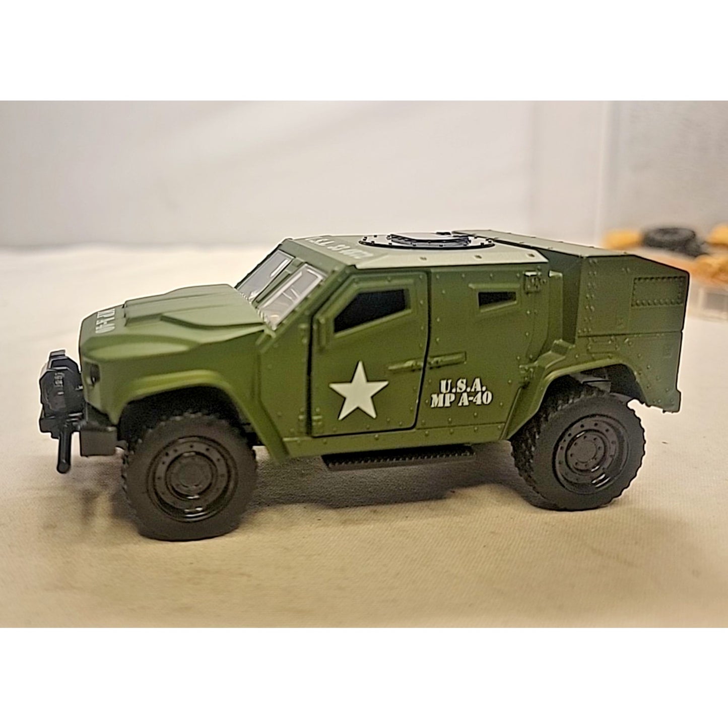 JFL Enterprises Diecast Army Vehicle USA 33 4872 Military Jeep Truck Humvee
