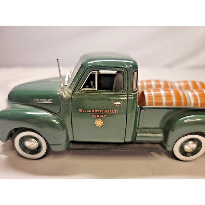 1950 Chevy Pick Up Barrels SIGNATURE MODELS Diecast 1:32 Williamette Valley