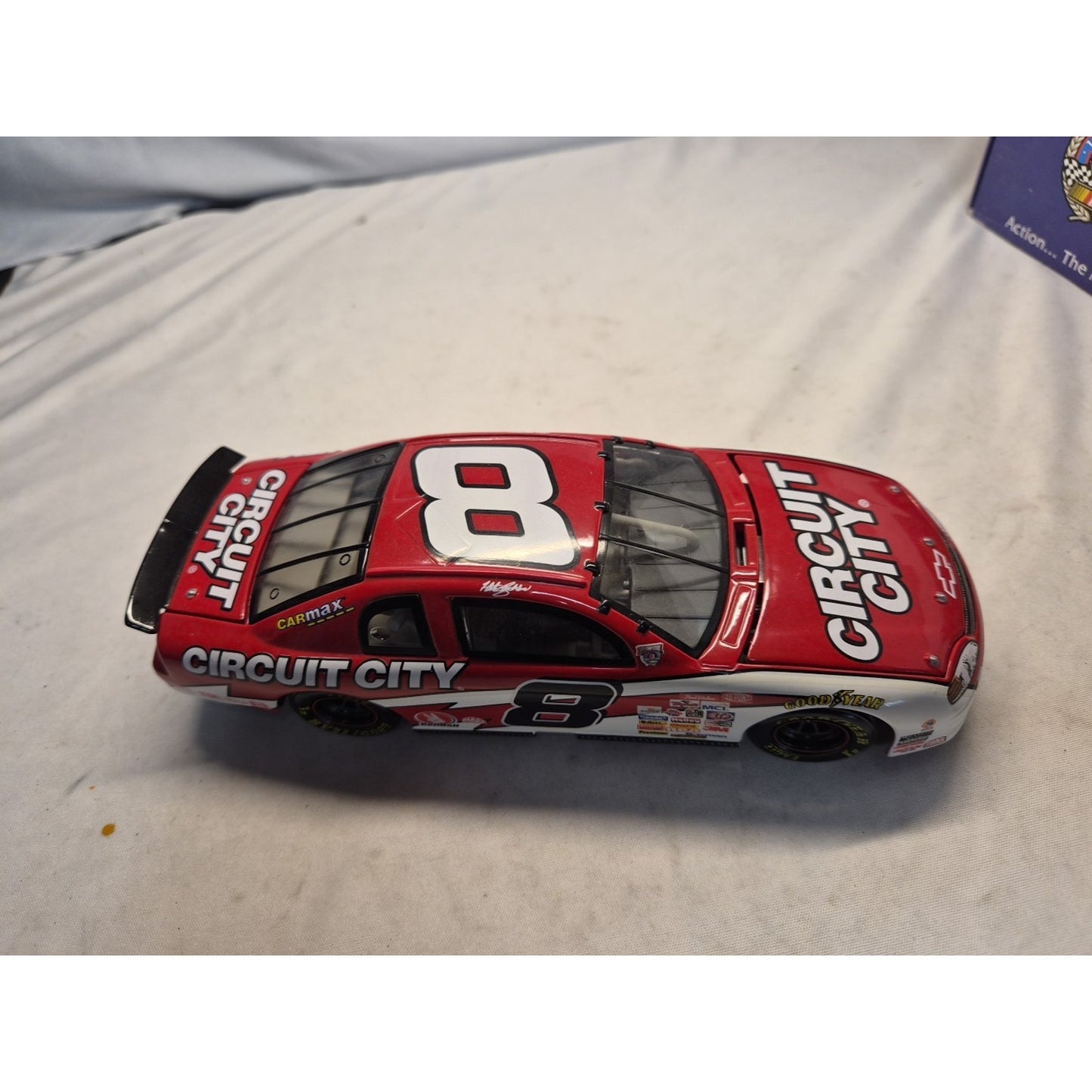 Nascar 1:24 Scale Diecast Stock Car # 8, Circuit City 1998 Hut Stricklin