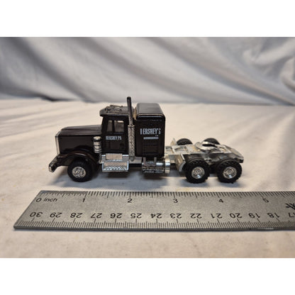 Herseys Brown Semi Truck Vintage Diecast Tractor 1:64