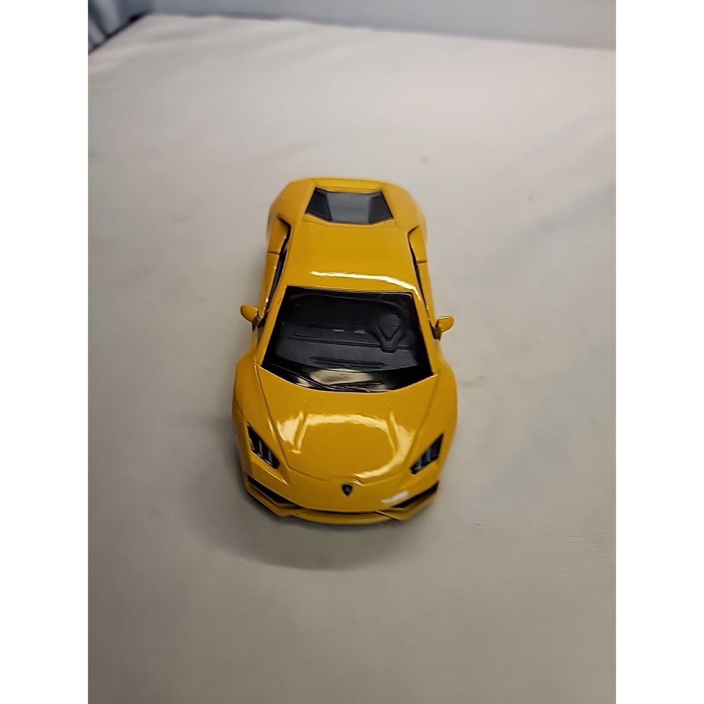 JFL Enterprises 5" Diecast Pull Back Lamborghini Huracan LP 610-4 Yellow