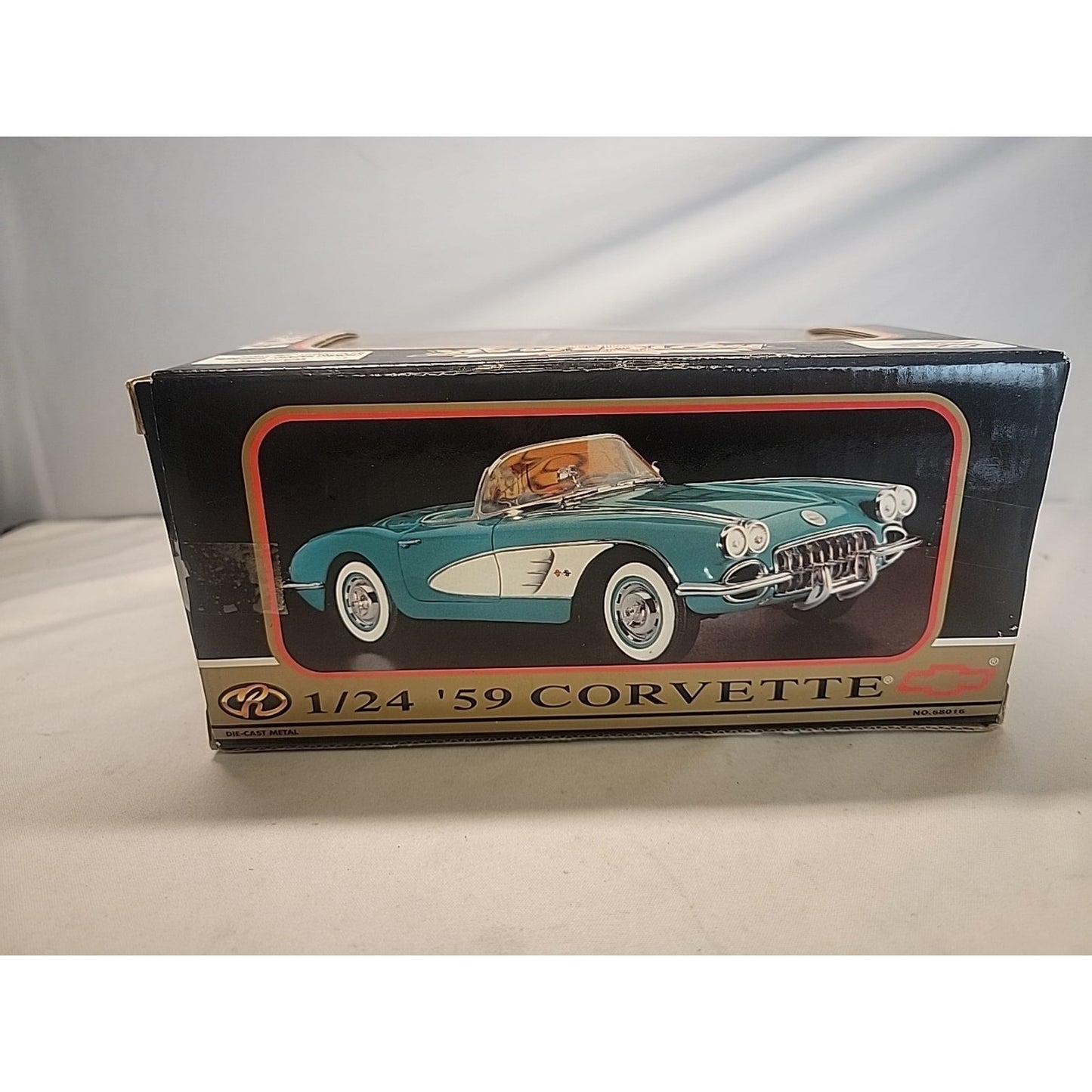 1959 Chevrolet Corvette Motor Max Collector's Edition Black 1:24 Diecast Car