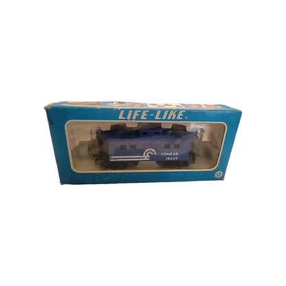 Life-Like HO Scale Caboose Conrail CR 22136 Blue W/box