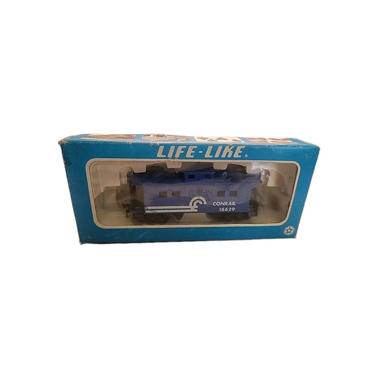 Life-Like HO Scale Caboose Conrail CR 22136 Blue W/box