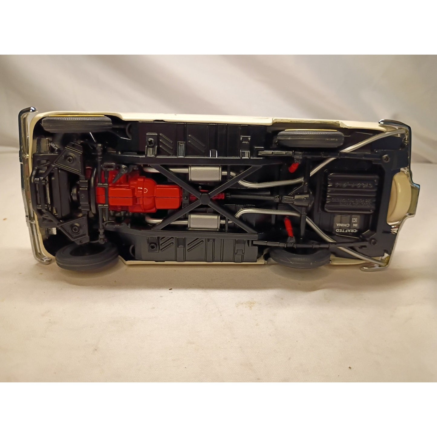 1956 Ford Thunderbird Convertible Colonial 1/24 Diecast Scale