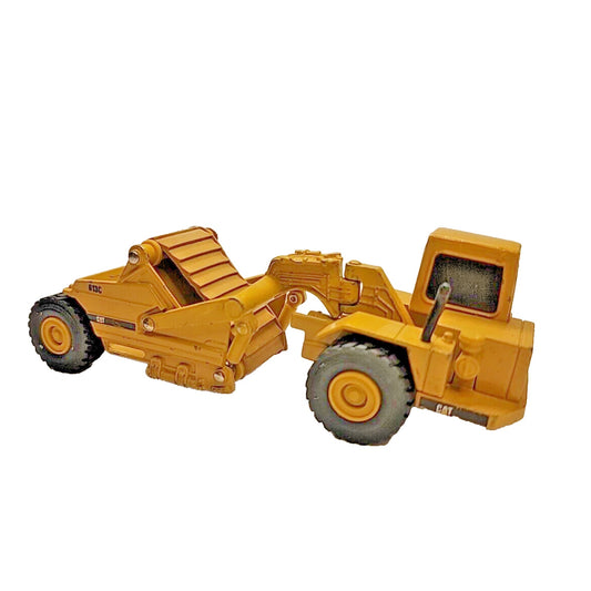 ERTL DIE CAST Caterpillar 613C Wheel Tractor Elevating Scraper