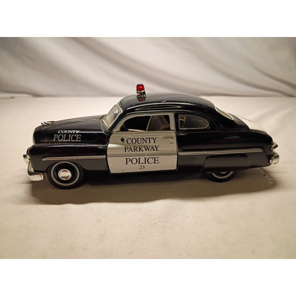 County Parkway Police Diecast
