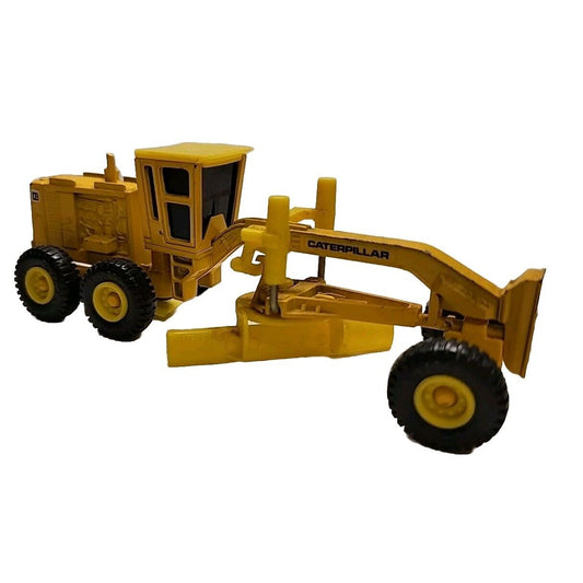 Ertl Caterpillar 1:64 Scale Road Scraper