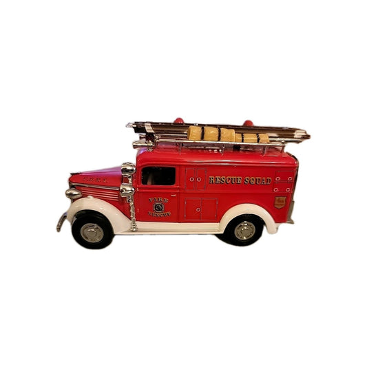 Matchbox Models of Yesteryear Fire Engine Series 1937 GMC Rescue Squad Van FDNY