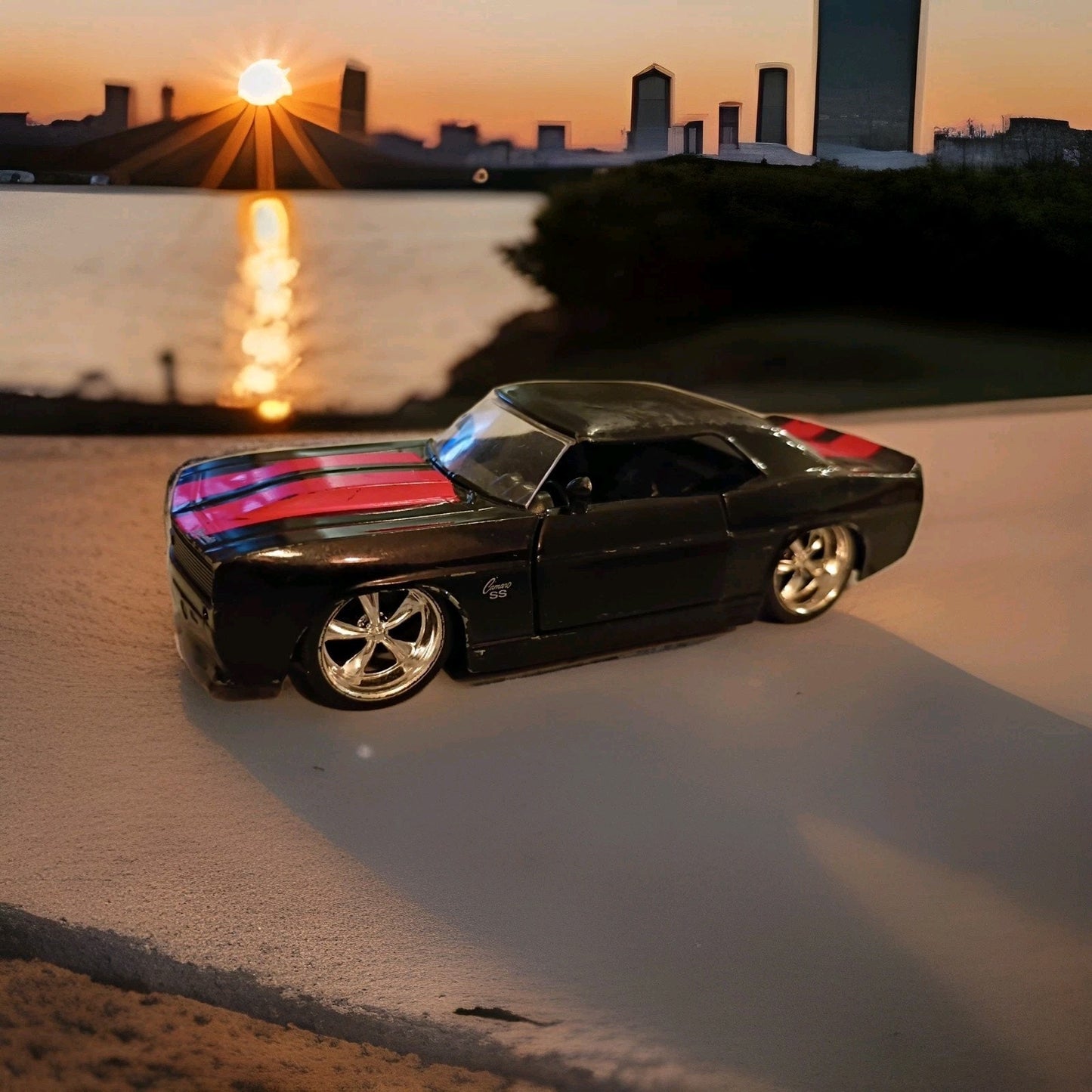 1969 CAMARO SS BLACK & RED STRIPES JADA 1:32 Diecast
