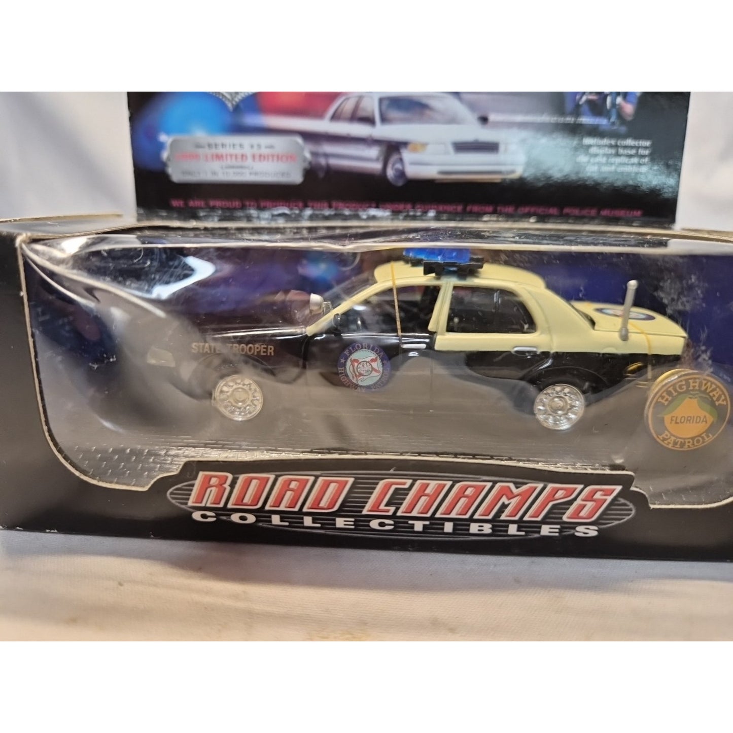 Road Champs Boxed Series 3 Florida State Trooper Ford Crown Vic Police Car 1:43