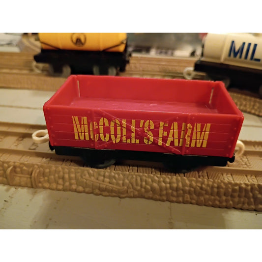 Vintage Ertl Thomas The Tank Engine Trackmaster McColls Farm Red Car