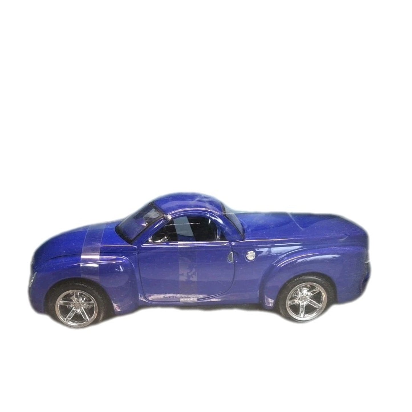 Maisto Special Edition 2000 Chevy SSR Concept Car Diecast Blue 1:18 31612