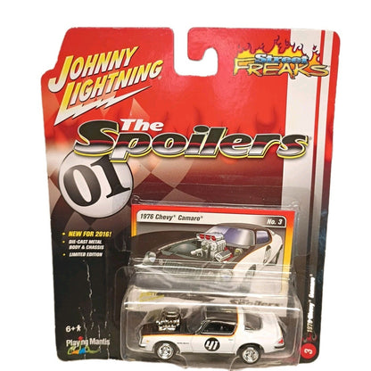 Johnny Lightning 1:64 Street Freaks The Spoilers White #41 1976 Chevy Camaro