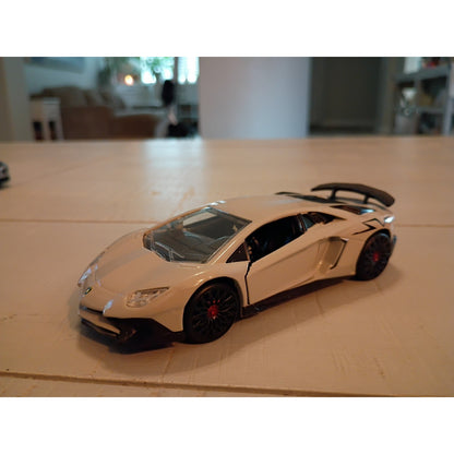 2017 Lamborghini Aventador SV 1:24 Black Jada