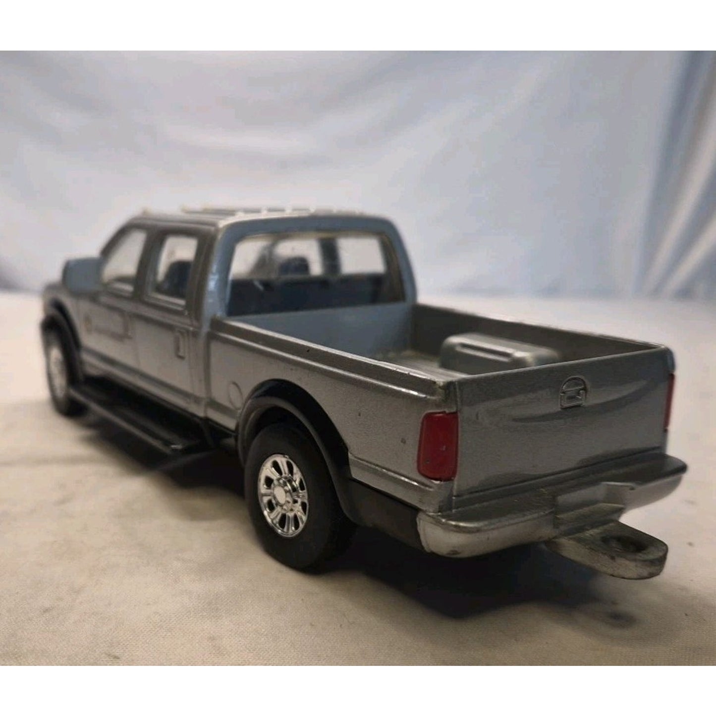 Ertl Ford Pickup John Deere 1/24