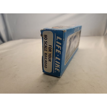 Life-Like HO Scale Caboose Conrail CR 22136 Blue W/box