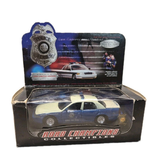 Road Champs 1999 Georgia State Patrol Ford 1:43 Scale With Lapel Pin